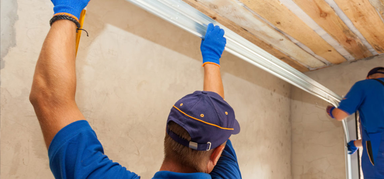 commercial overhead garage door repair in Tehachapi